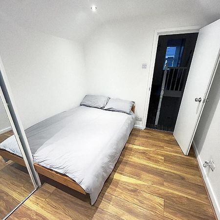Ak Serviced Apartments - Exclusive Two-Bedroom Apartment Cardiff Ngoại thất bức ảnh